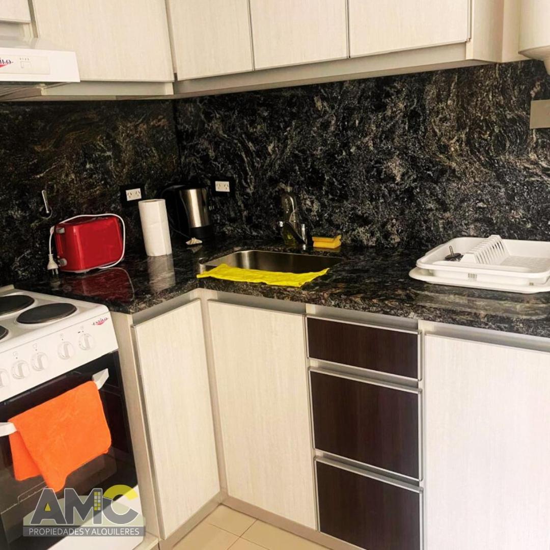 Departamento Centrico De 2 Y Pileta Edificio Sommet Apartamento *